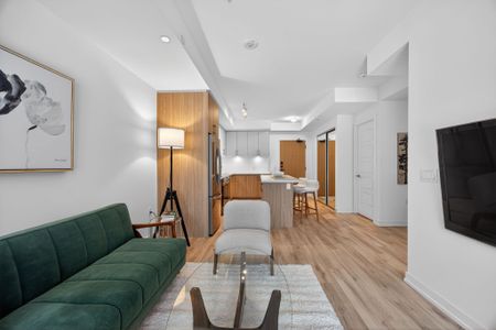 For Lease - 333 Sunseeker Avenue Unit# 262, Innisfil, Ontario - Photo 2