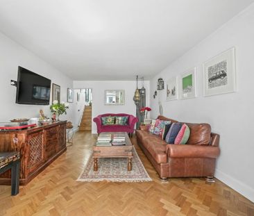 4 bedroom terraced house to rent - Photo 3
