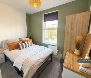 1 bedroom in a house share to rent - Photo 6