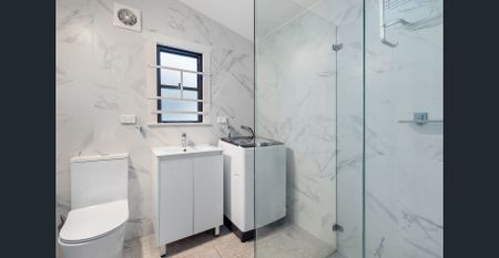 MODERN 2 BEDROOM GRANNY FLAT - WATER INCLUDED - Photo 5