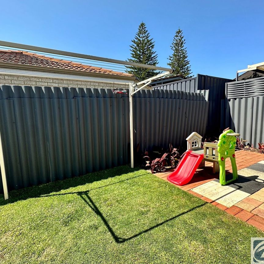 5/45 Scarborough Beach Road, 6019, Scarborough Wa - Photo 1