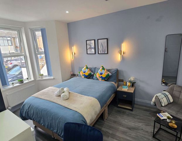 Rock Road Room 5 - Photo 1