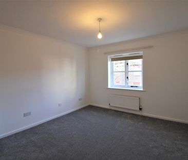 Middlemarsh Street, Poundbury, Dorchester - Photo 2