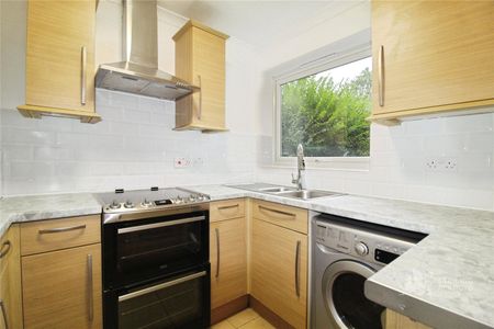 Evening Hill, Beckenham, BR3 5UH - Photo 5