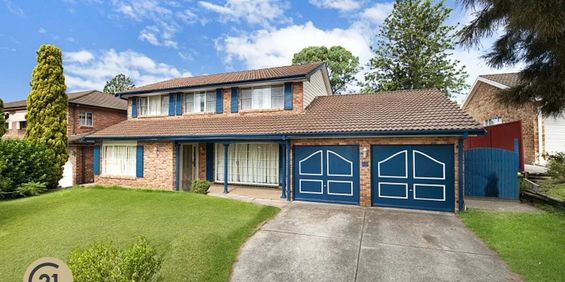 Spacious Family Living with Exceptional Comfort and Lifestyle - Photo 3