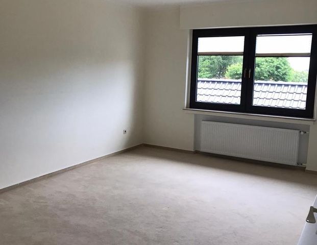 Ruhige 3-Zimmer-Wohnung mit großzügigem Balkon & Garage - Foto 1