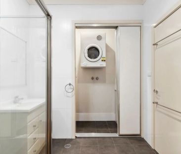 One Bedroom Apartment, Close to CBD - Photo 6