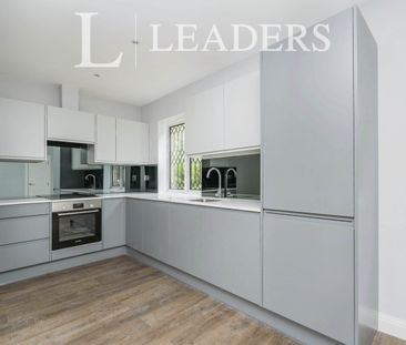 2 bedroom house to rent Carlton House, Ringwood Road, Woodlands, So... - Photo 6