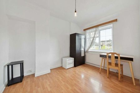 Bentworth Road, Shepherds Bush, W12 - Photo 3