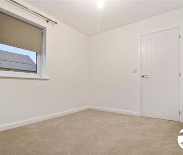 3 bedroom detached house to rent - Photo 2