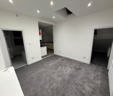 1 bedroom flat to rent - Photo 6