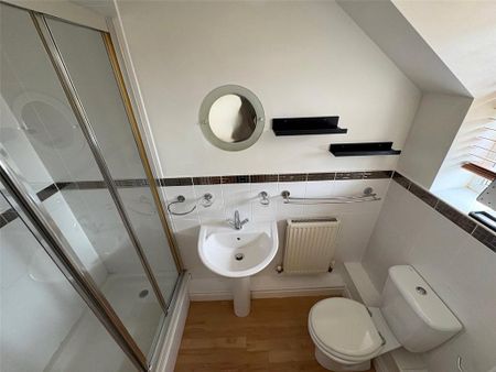 2 bedroom apartment to rent - Photo 4