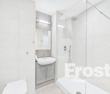 Bishops Road, Slough, Berkshire,SL1 - Photo 4