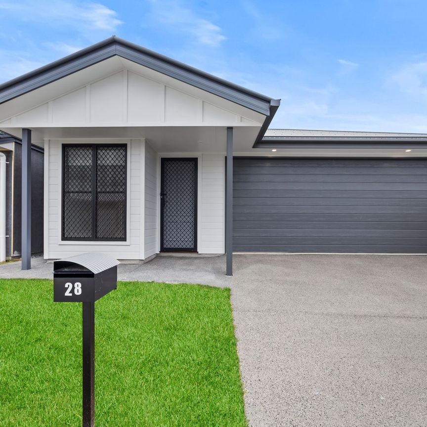 Brand new stylish 3 bedroom plus study for rent in Caboolture! Ducted Air Con! - Photo 1