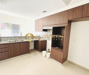 Type B l Unfurnished l Vacant | Call Now - Photo 4