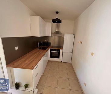 Location Appartement 2 pièces 41m² ST DENIS 97400 - Photo 3