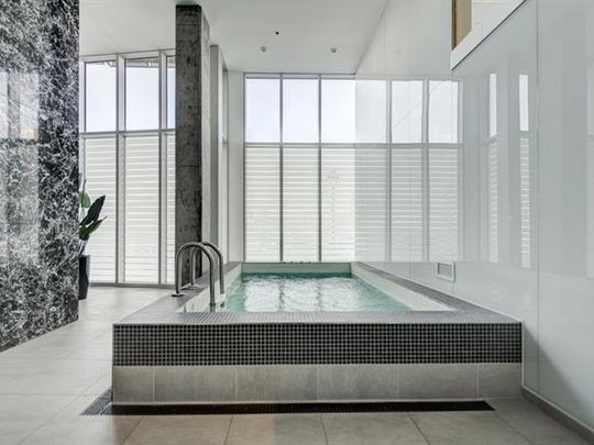 1025 Rue de la Commune E. - Photo 1