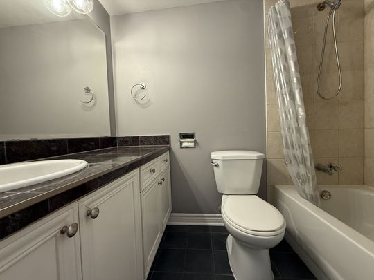 For Lease - 3100 Kirwin Avenue Unit# 1007, Mississauga, Ontario - Photo 1