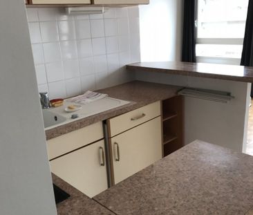 STUDIO DE 28M² ENV. AVEC ASCENSEUR - Photo 3