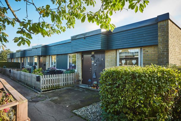 Ekebrogatan 52 - Foto 1