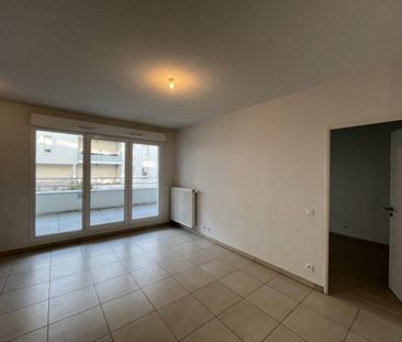 Location Appartement 3 pièces 56m² BARBERAZ 73000 - Photo 1