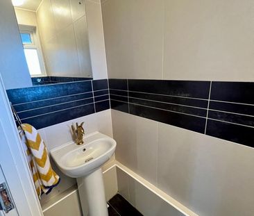 Crescent West - Photo 6