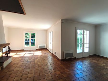 Location maison 6 pièces, 140.00m², Marly-le-Roi - Photo 3