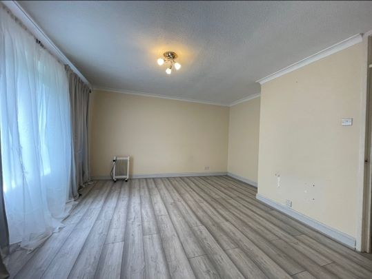 2 Bed Flat, Arden Place, LU2 - Photo 1