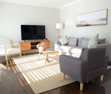 For Lease - 84 Cartier Crescent, Richmond Hill, Ontario - Photo 1