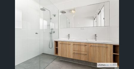 Perfect Family Home in a Quiet, Convenient Location - Photo 3