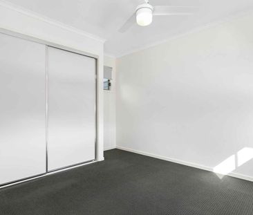 Modern & Low Maintenance Townhouse in Buderim - Photo 3