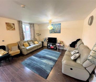 4 Bedroom Detached To Let - Photo 1