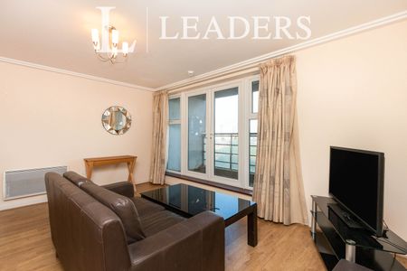 1 bedroom apartment to rent Station Approach, Woking, GU22 - Photo 2