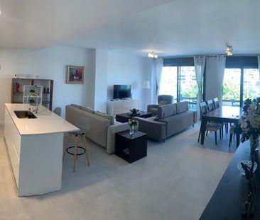 3 Bedroom Apartment For Rent in Estepona, Málaga - Photo 6