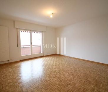 For rent in Monthey a renovated 3.5 room apartment - Photo 2