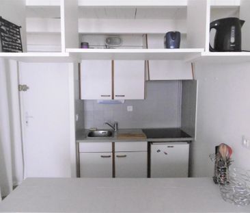 Location Appartement 1 pièce 26m² AIX EN PROVENCE 90ème - Photo 4