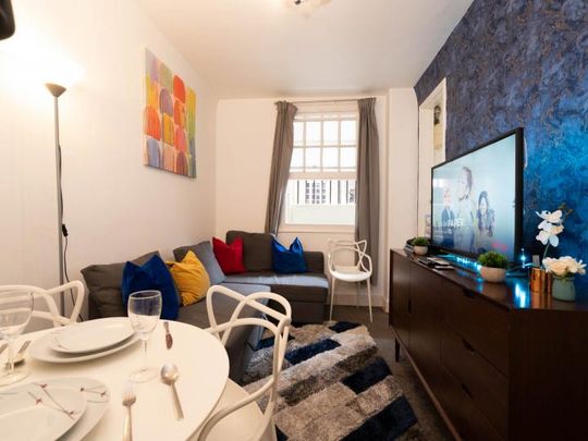 1beds Apartment - Photo 1