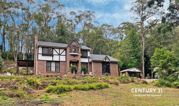 Convenient Location Private Position - Photo 1