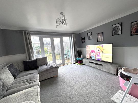 2 bedroom semi-detached house to rent - Photo 1