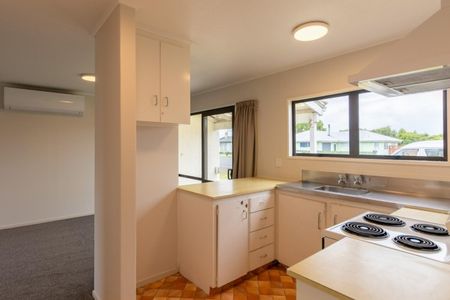 Easy living on Earn! - Photo 4