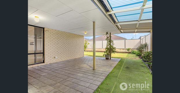 Picture Perfect family home. - Photo 1