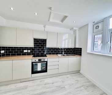 3 bedroom apartment to rent - Photo 3