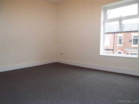 3 bedroom property to rent in Oldham - Photo 3