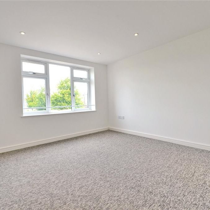 3 bedroom apartment to rent - Photo 1