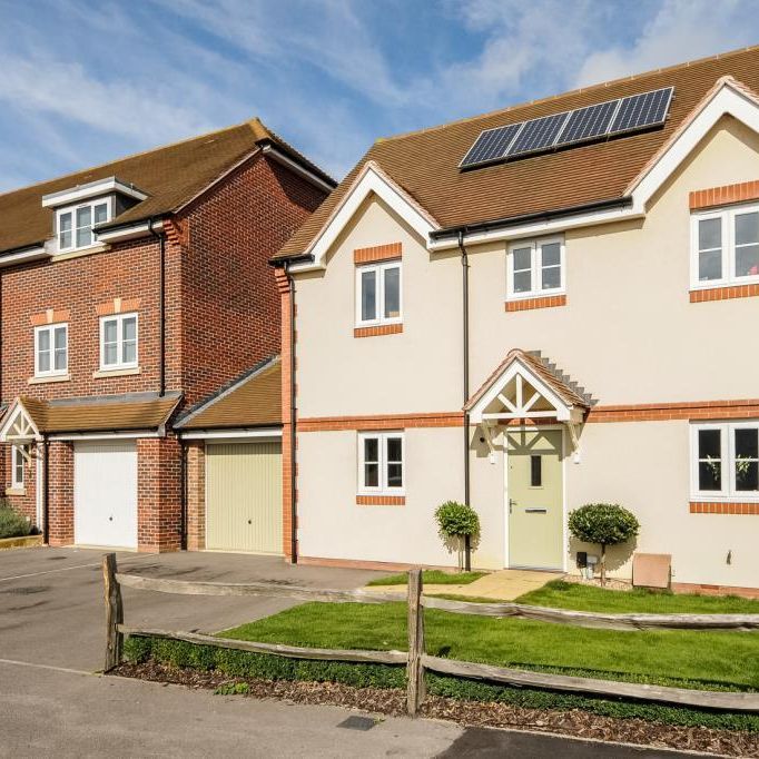 4 bedroom detached house to rent - Photo 1