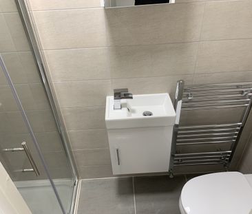 BEDROOM 4 – LARGE DOUBLE ENSUITE - Photo 6