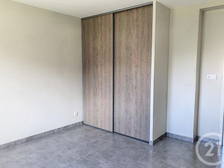 Location Appartement 2 pièces 40m² ROSIERES PRES TROYES 10430 - Photo 5