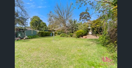 Private Family Retreat with Pool, Space and Serenity - Photo 3