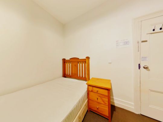 193 Harris, Sydney - Photo 1