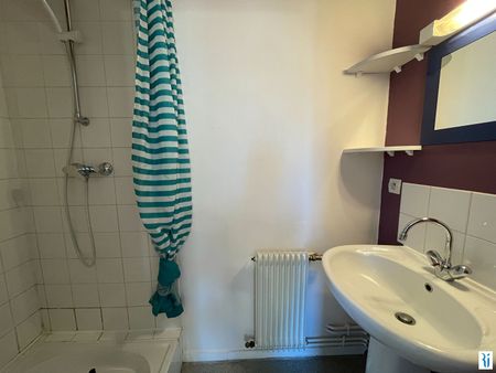 Location Appartement 2 pièces 34m² - Photo 3